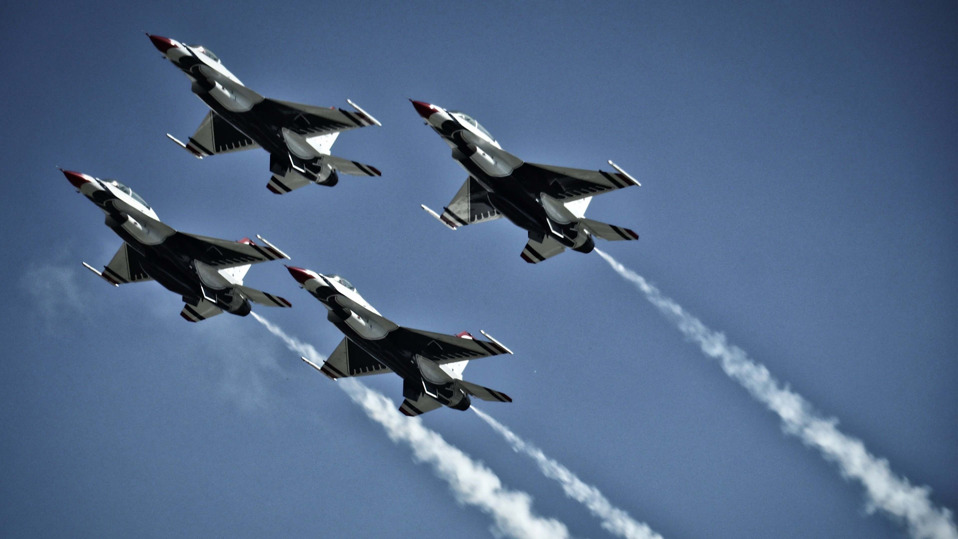 奥运周期关键战布克接管风暴，鹈鹕硬仗突围展冠军底色