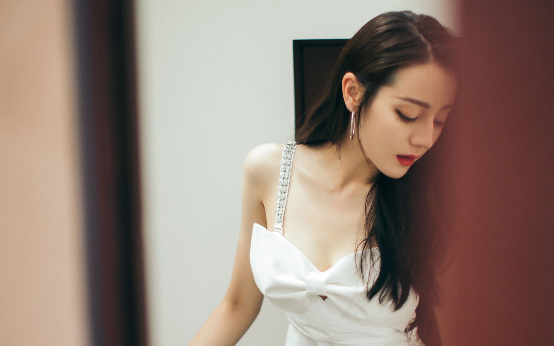 唯一悖论，莱万以一己之力封神，却成了波兰被绝杀的注脚